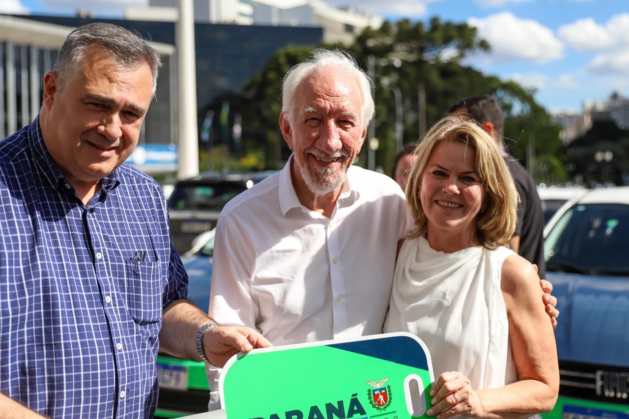 Consórcio de Saúde recebe veículo da SESA com apoio da ACISPAR